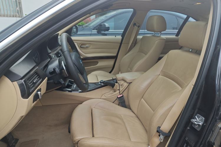 Used BMW 3 Series 2012 325i Luxury Edition Left Front Seat