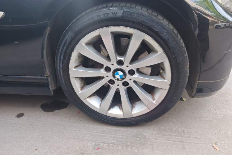 Used BMW 3 Series 2012 325i Sport Edition Right Front Wheel Hub