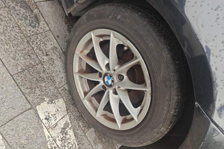 Used BMW 3 Series 2012 318i Leading Model Right Front Wheel Hub