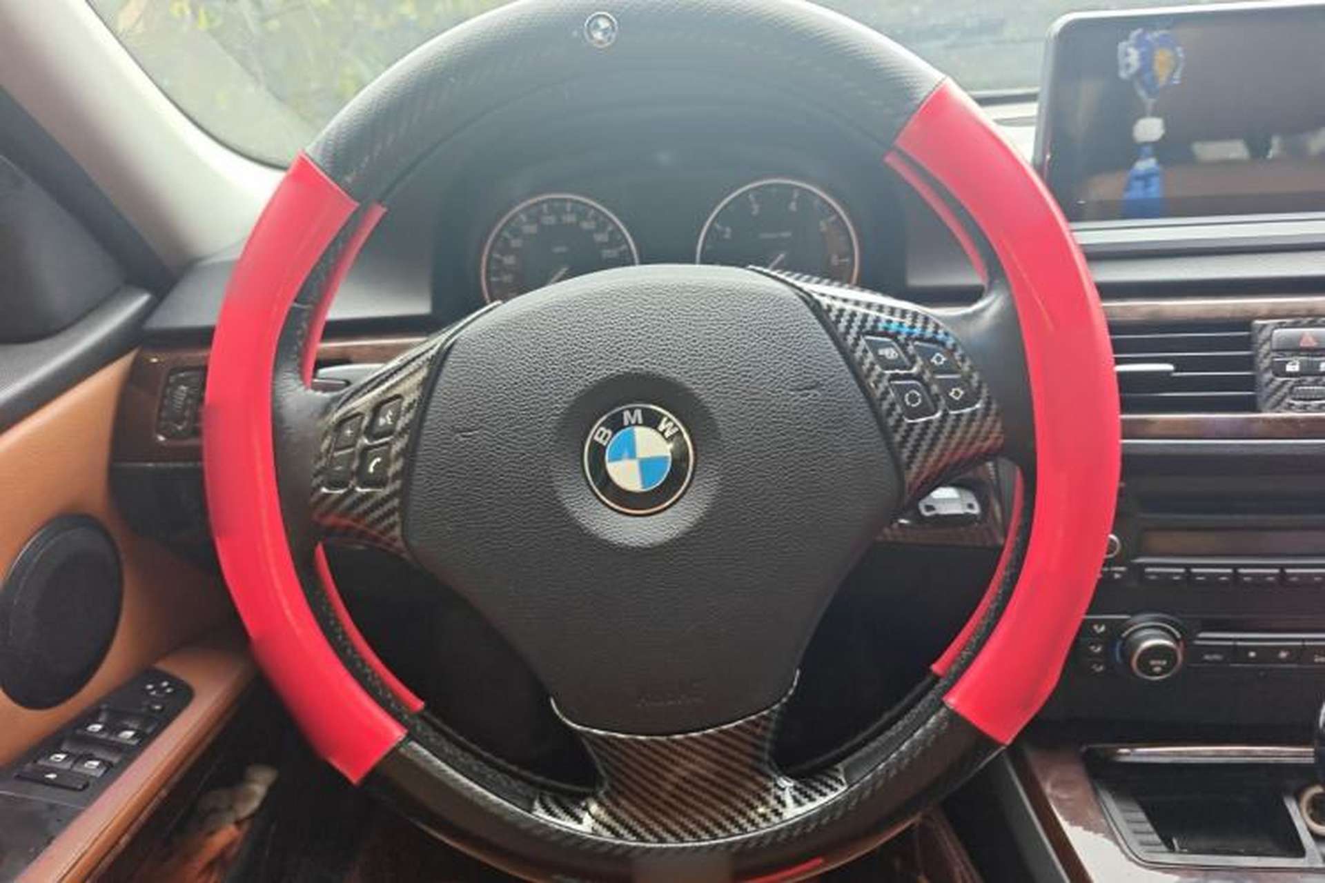 Used BMW 3 Series 2012 320i Sport Edition Steering Wheel