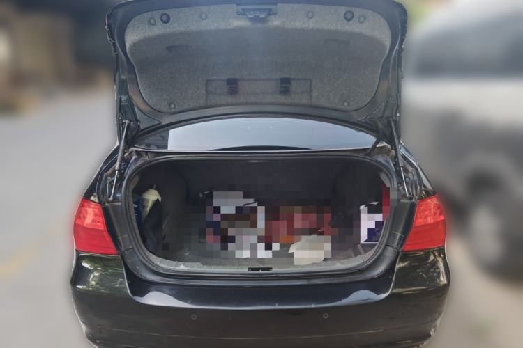 Used BMW 3 Series 2012 325i Sport Edition Trunk
