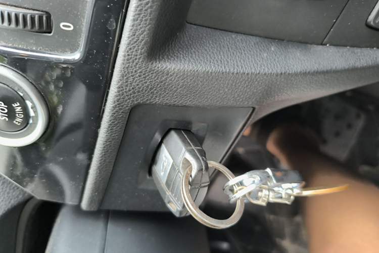 Used BMW 3 Series 2012 318i Leading Model Vehicle Key