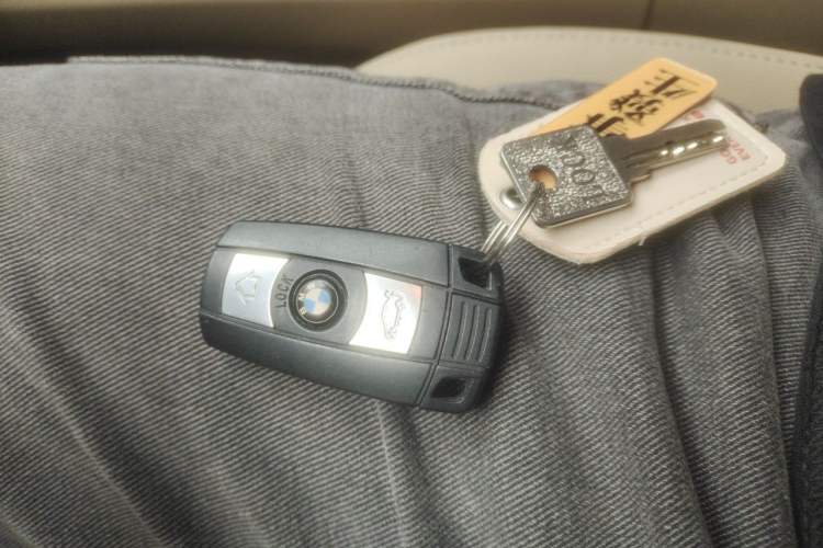 Used BMW 3 Series 2012 318i Leading Model Vehicle Key