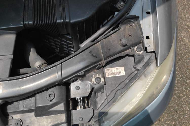 Used BMW 3 Series 2012 318i Leading Model Engine Bay Left