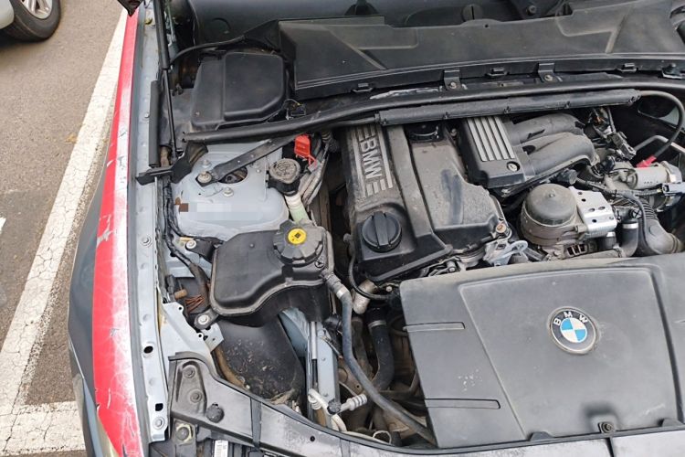Used BMW 3 Series 2012 318i Leading Model Engine Bay Right