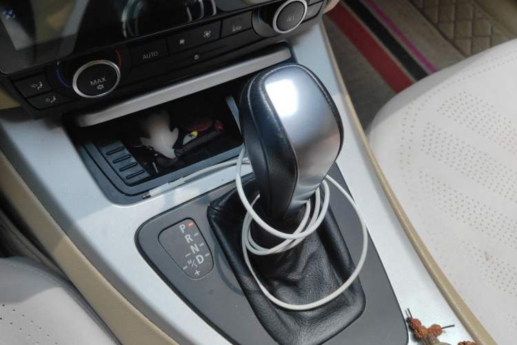 Used BMW 3 Series 2012 318i Leading Model Gear Lever