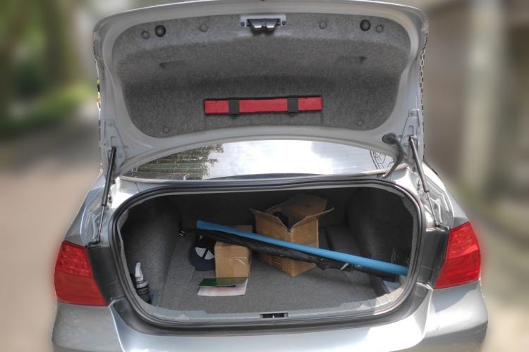 Used BMW 3 Series 2012 318i Leading Model Trunk