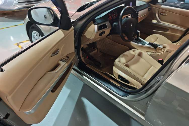 Used BMW 3 Series 2012 318i Leading Model Driver Seat