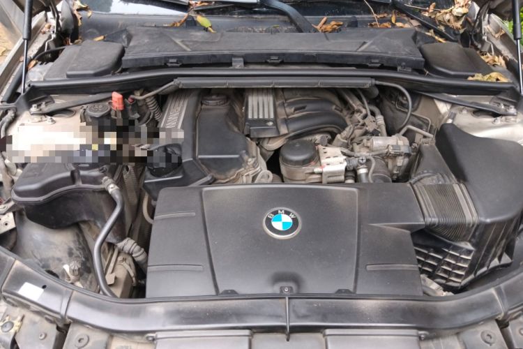 Used BMW 3 Series 2012 320i Sport Edition Engine Bay