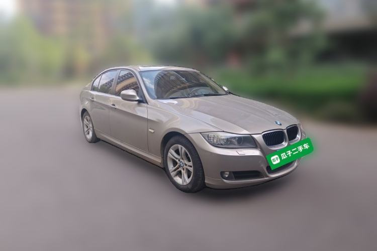 Used BMW 3 Series 2012 318i Leading Model Front Right 45 Deg