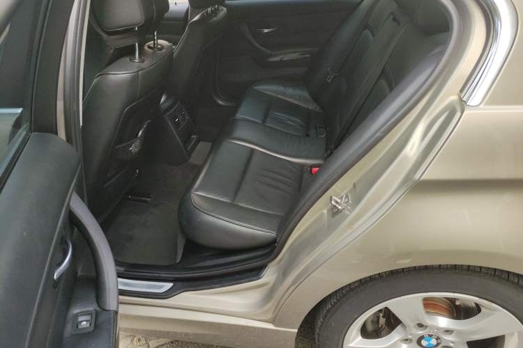 Used BMW 3 Series 2012 325i Luxury Edition Left Rear Seat