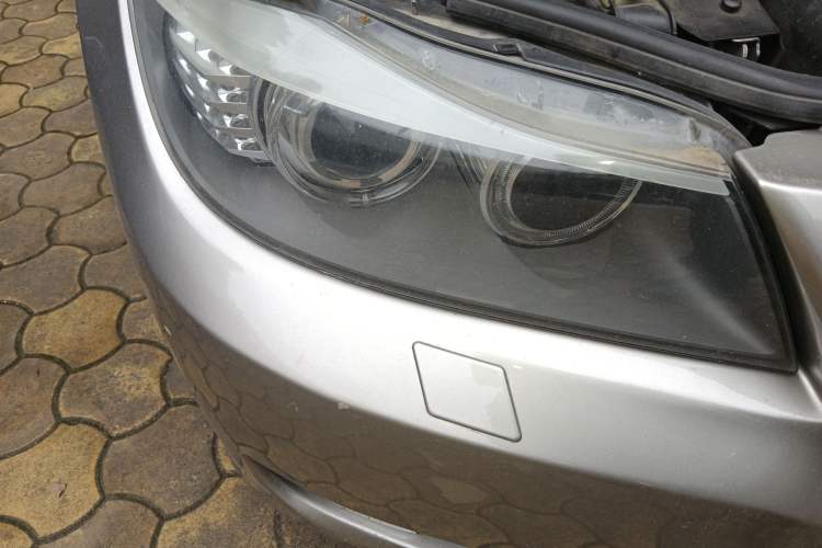 Used BMW 3 Series 2012 320i Sport Edition Right Front Headlight