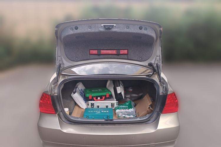 Used BMW 3 Series 2012 318i Leading Model Trunk
