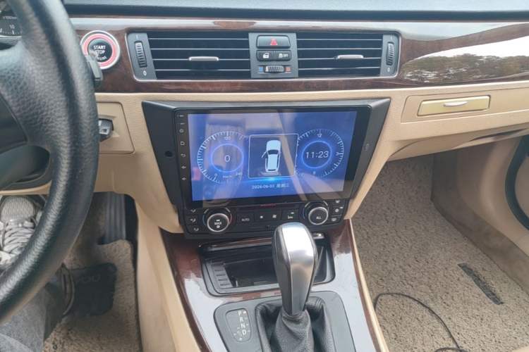 Used BMW 3 Series 2012 320i Sport Edition Audio And AC Panel