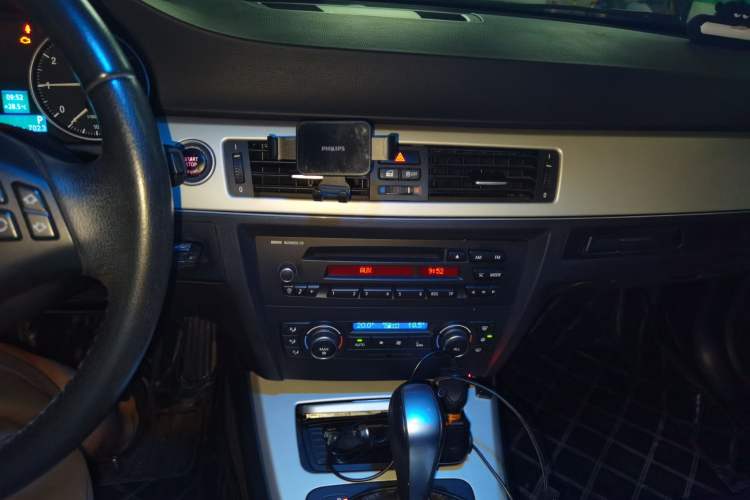 Used BMW 3 Series 2012 318i Leading Model Audio And AC Panel