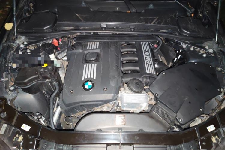 Used BMW 3 Series 2012 325i Sport Edition Engine Bay