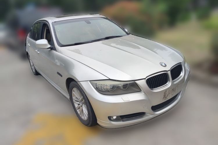 Used BMW 3 Series 2012 320i Sport Edition Front Right 45 Deg