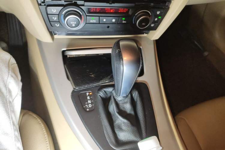 Used BMW 3 Series 2012 318i Leading Model Gear Lever