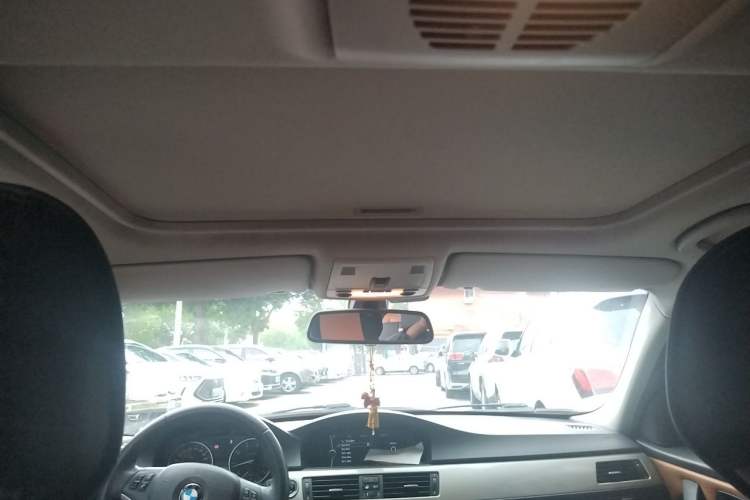 Used BMW 3 Series 2012 320i Luxury Edition Headliner