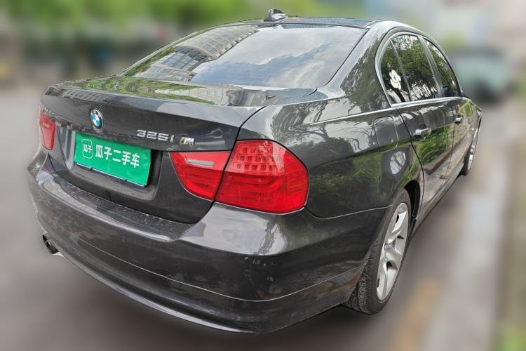 Used BMW 3 Series 2012 325i Luxury Edition Rear Right 45 Deg
