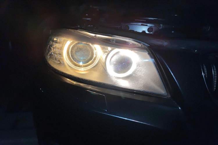 Used BMW 3 Series 2012 325i Sport Edition Right Front Headlight