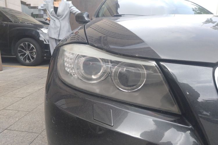 Used BMW 3 Series 2012 320i Luxury Edition Right Front Headlight