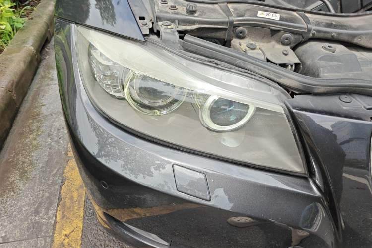 Used BMW 3 Series 2012 325i Luxury Edition Right Front Headlight