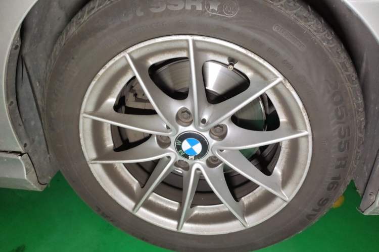 Used BMW 3 Series 2012 318i Leading Model Right Front Wheel Hub