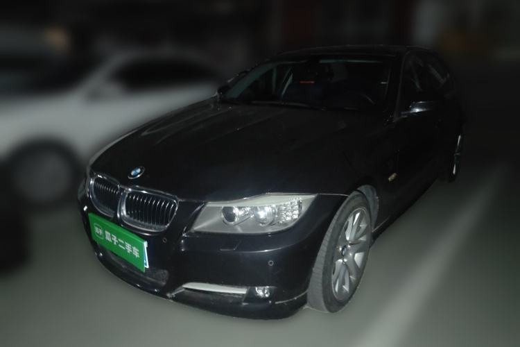 Used BMW 3 Series 2012 320i Luxury Edition Guazi used car, China used car export, Used car for sale, Used BMW cars, Cheapest cars for sale