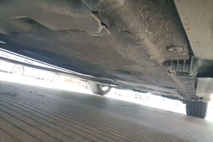 Used BMW 3 Series 2012 320i Luxury Edition Chassis Front Left