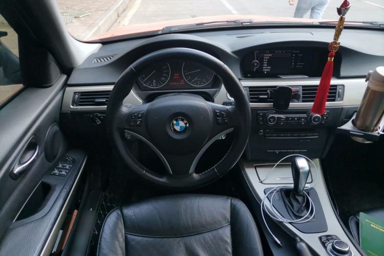 Used BMW 3 Series 2012 320i Luxury Edition Steering Wheel