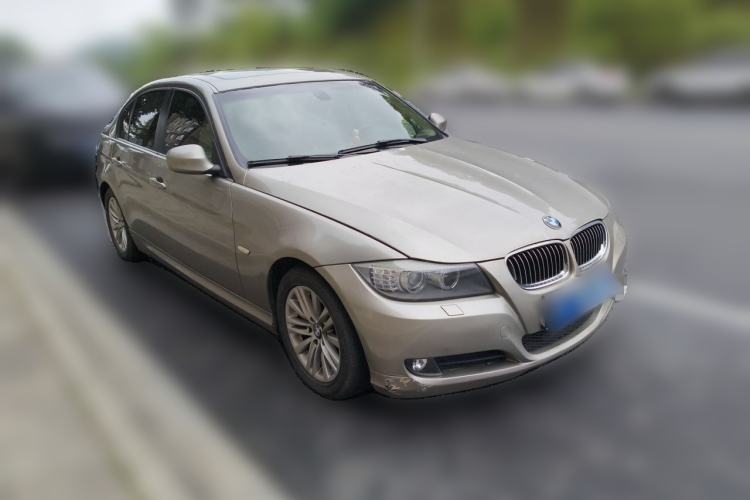 Used BMW 3 Series 2012 320i Sport Edition Front Right 45 Deg