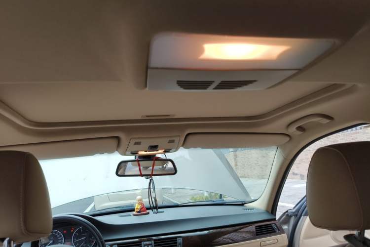 Used BMW 3 Series 2012 320i Sport Edition Headliner