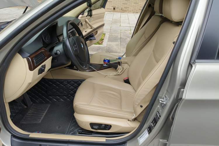 Used BMW 3 Series 2012 320i Sport Edition Left Front Seat