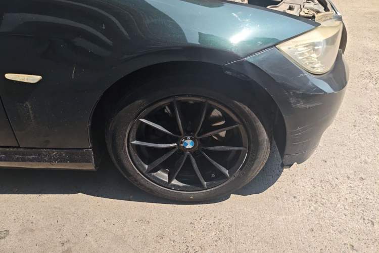Used BMW 3 Series 2012 318i Leading Model Right Front Wheel Hub