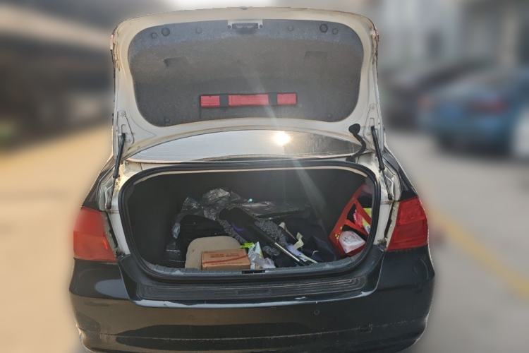 Used BMW 3 Series 2012 318i Leading Model Trunk