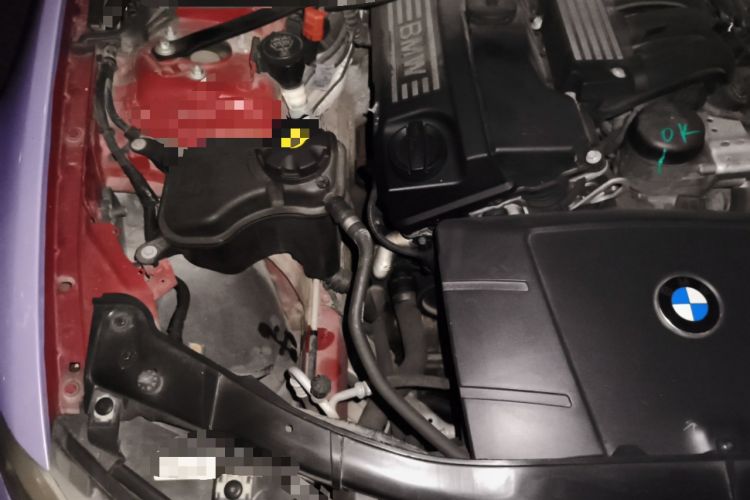 Used BMW 3 Series 2012 318i Leading Model Engine Bay Right