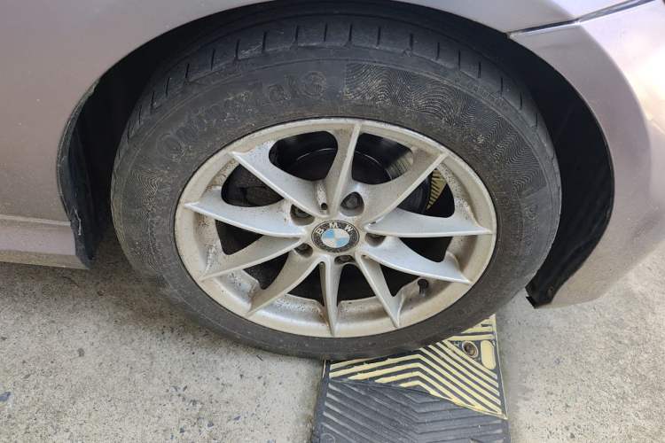 Used BMW 3 Series 2012 318i Leading Model Right Front Wheel Hub