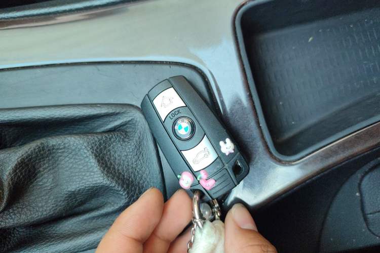 Used BMW 3 Series 2012 318i Leading Model Vehicle Key