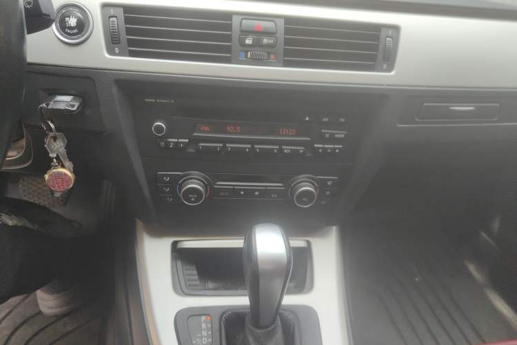 Used BMW 3 Series 2012 318i Leading Model Audio And AC Panel