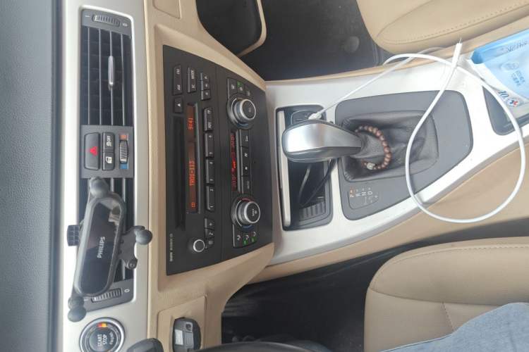 Used BMW 3 Series 2012 318i Leading Model Audio And AC Panel