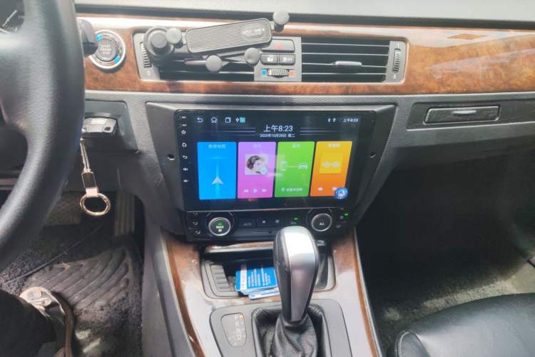 Used BMW 3 Series 2012 320i Sport Edition Audio And AC Panel