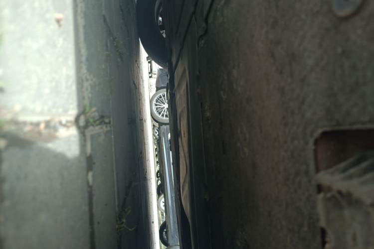 Used BMW 3 Series 2012 320i Sport Edition Chassis Front Left