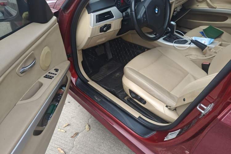Used BMW 3 Series 2012 318i Leading Model Driver Seat