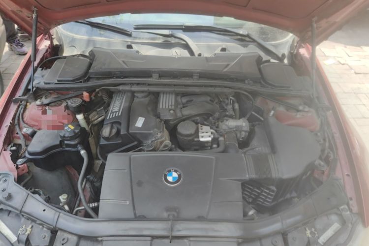 Used BMW 3 Series 2012 318i Leading Model Engine Bay