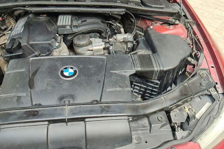Used BMW 3 Series 2012 318i Leading Model Engine Bay Left