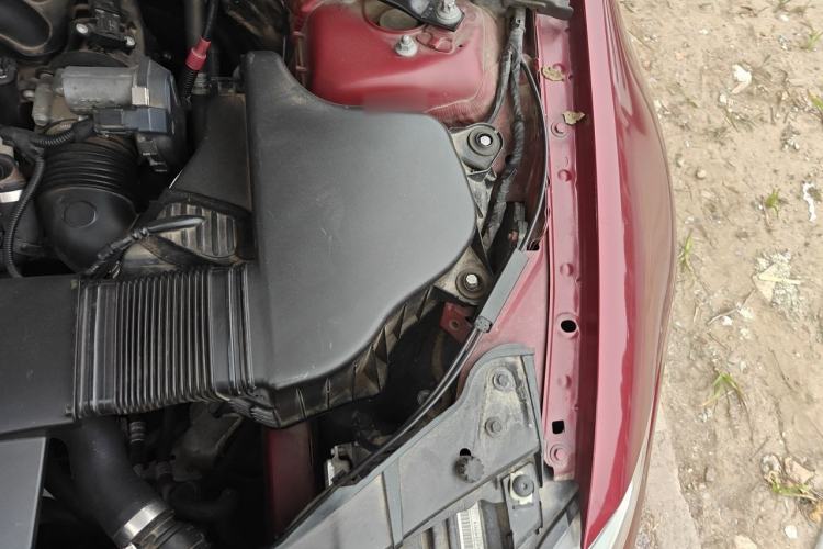 Used BMW 3 Series 2012 320i Luxury Edition Engine Bay Left