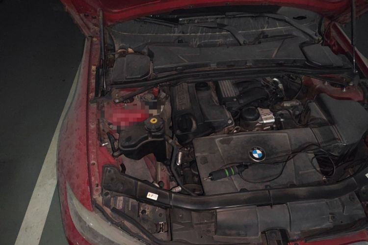 Used BMW 3 Series 2012 320i Luxury Edition Engine Bay Right