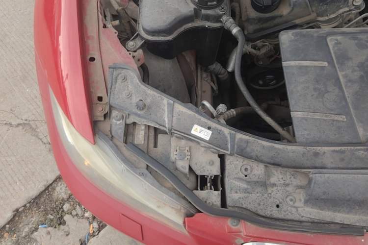 Used BMW 3 Series 2012 320i Sport Edition Engine Bay Right