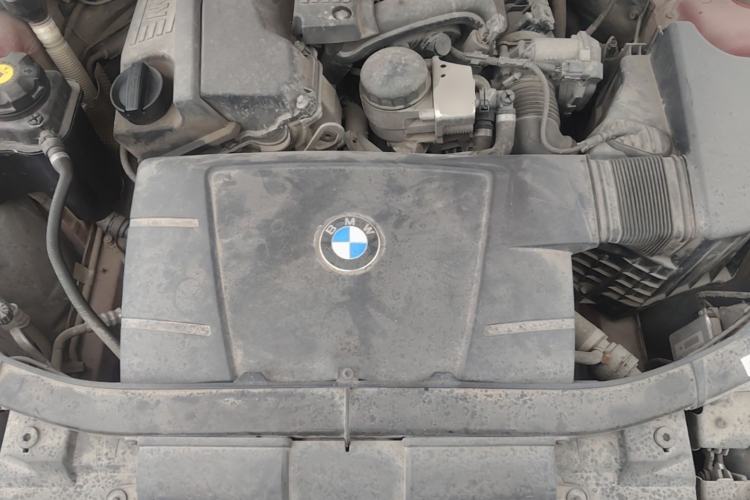 Used BMW 3 Series 2012 320i Sport Edition Engine Bay